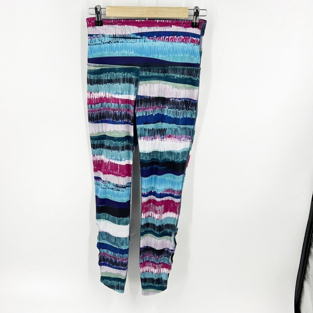 ✅ BEYOND YOGA - Rainbow Stripe Cropped Leggings SIZE MEDIUM